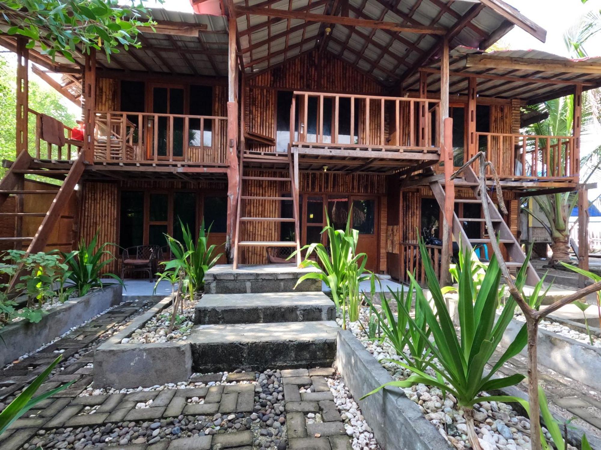 Maryan Moyo Bungalows & Resto Moyo Island Exterior foto