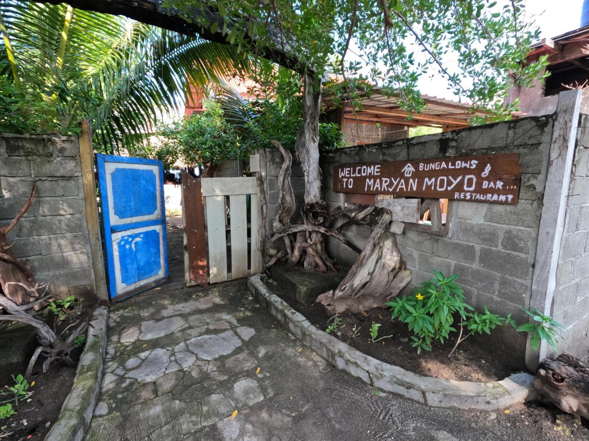 Maryan Moyo Bungalows & Resto Moyo Island Exterior foto