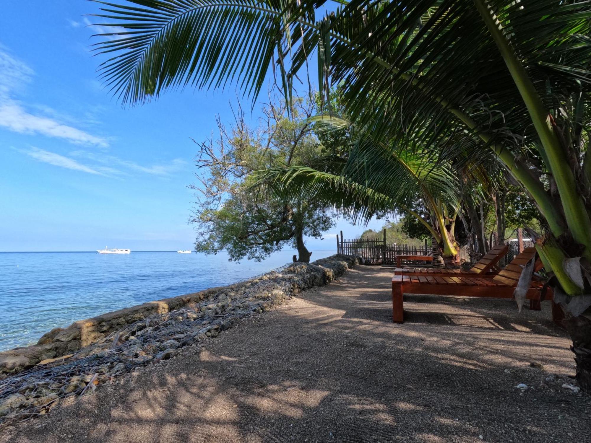 Maryan Moyo Bungalows & Resto Moyo Island Exterior foto